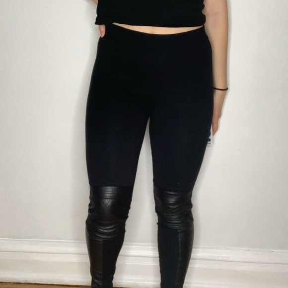 H&M Black leggings with leather detailing - Picture 2 of 4